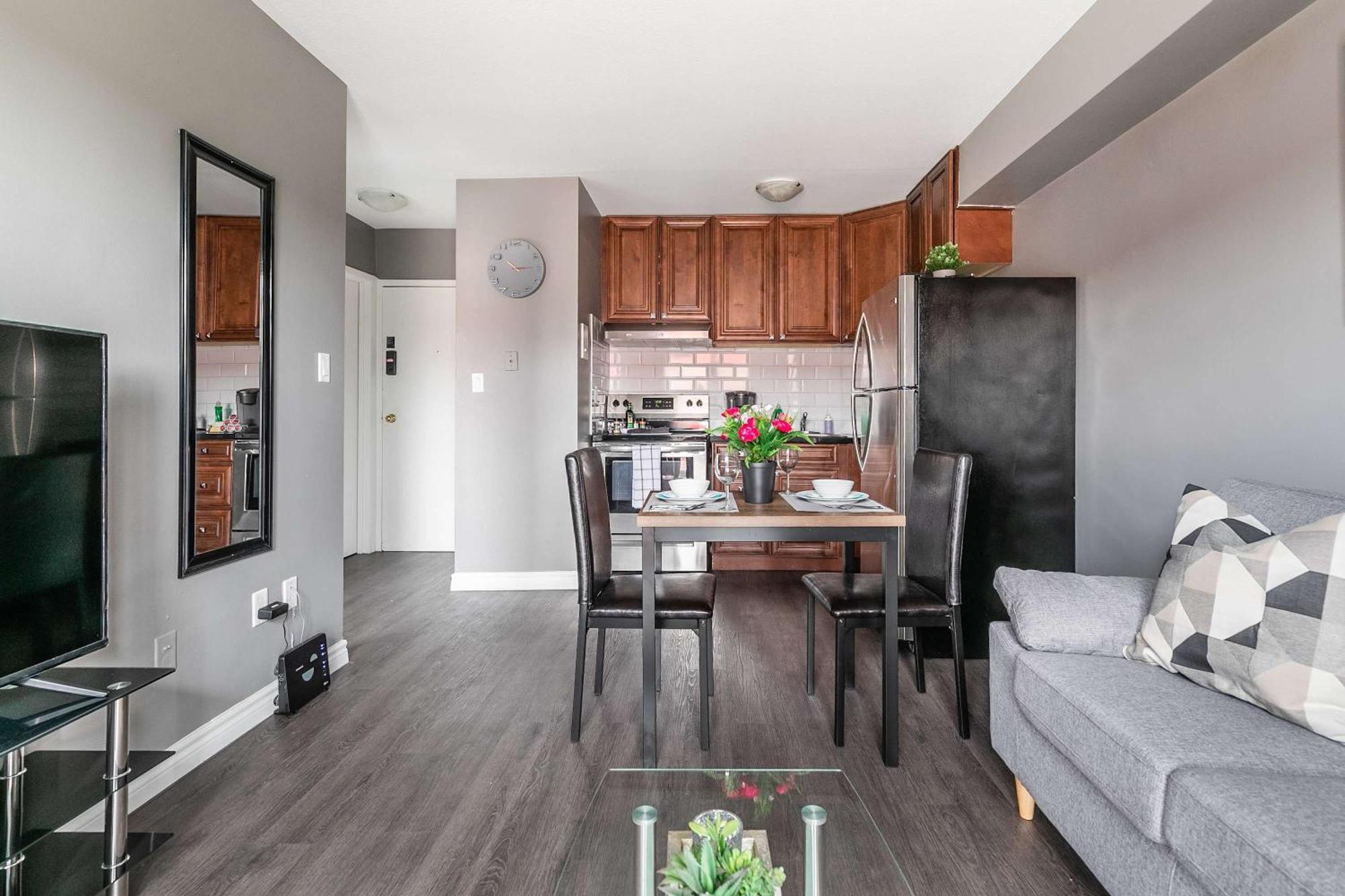Glenview West Apartment W Patio - Near Downtown Hamilton Exteriör bild